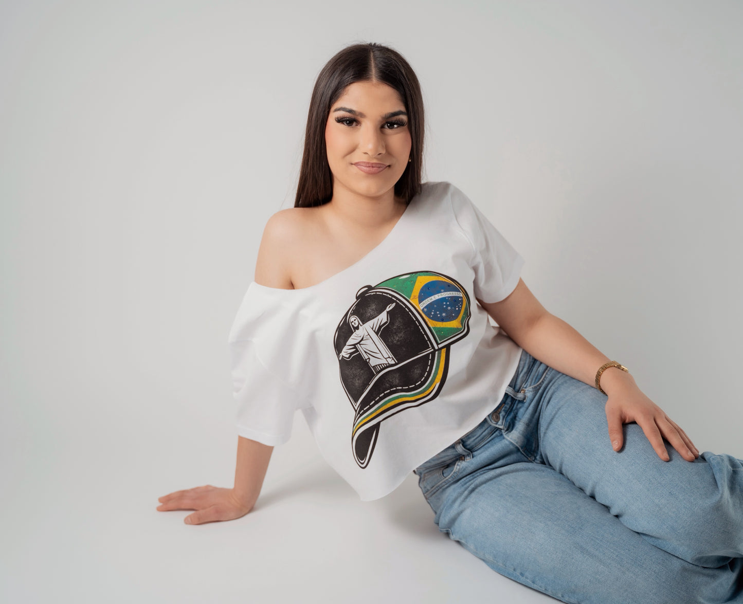 Brazil off-shoulder Tee